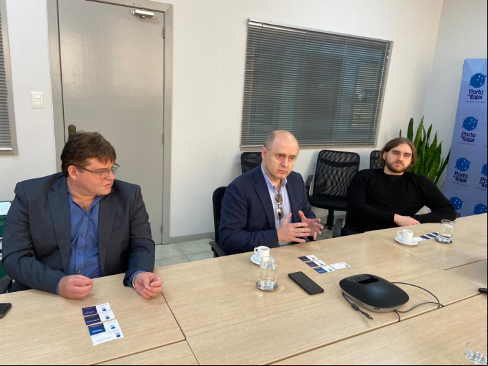 Comitiva da MMS Empreendimentos visita Superintendência do Porto de Itajaí